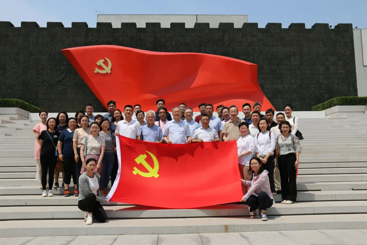 918�����ÿ�չ��ף�й�����������103�������⵳���˶�